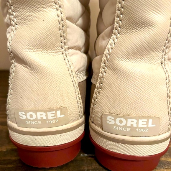SOREL boots - Picture 3 of 8